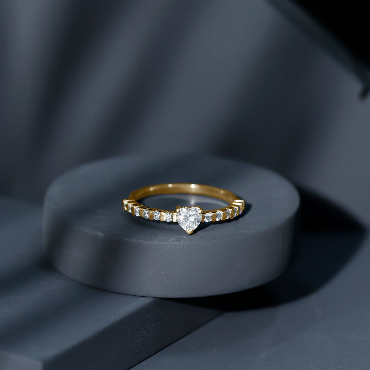 Lab Grown Diamond Heart Promise Ring With Side Stones
